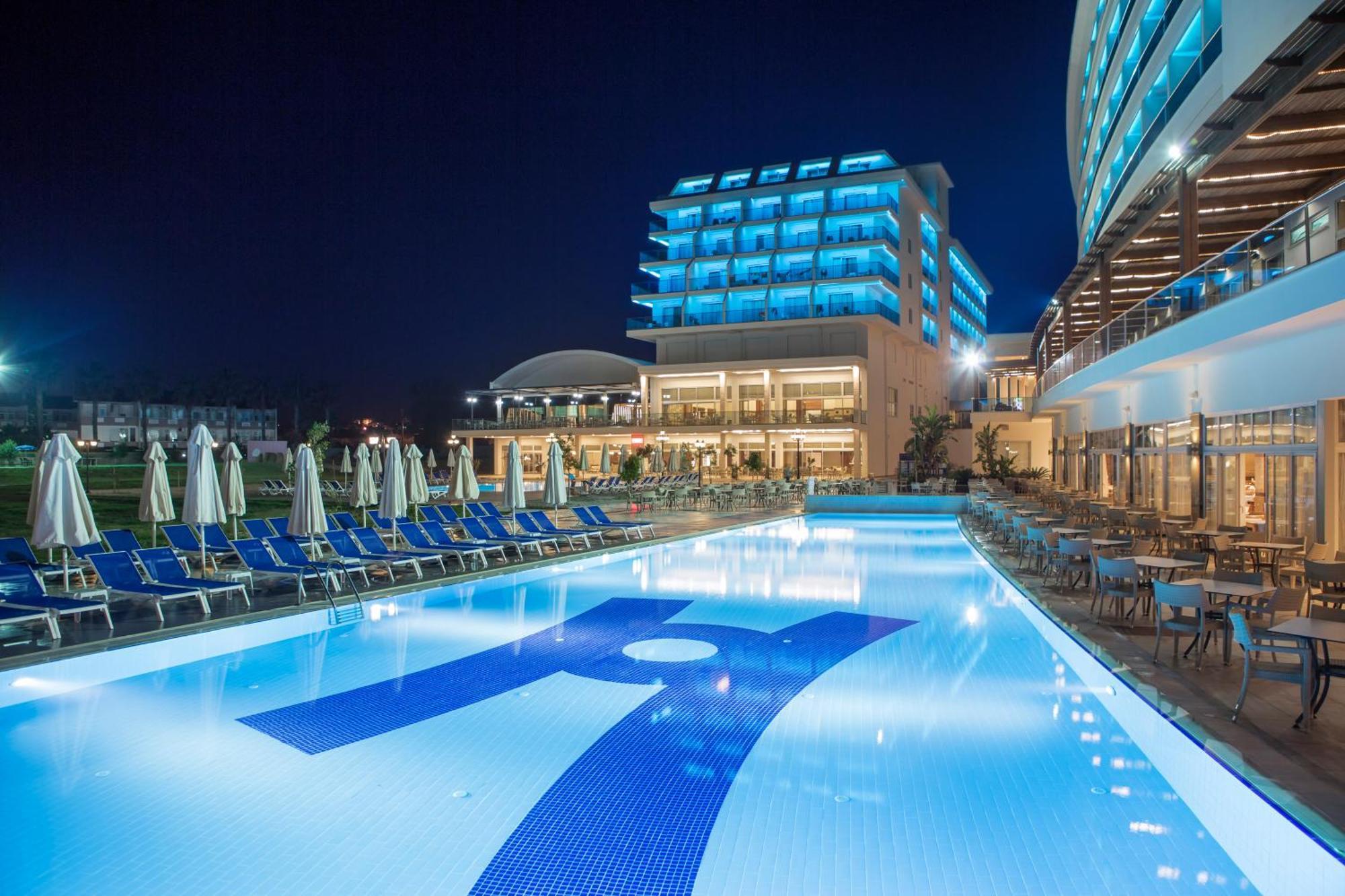 Kahya Aqua & Ośrodek wypoczynkowy 5*